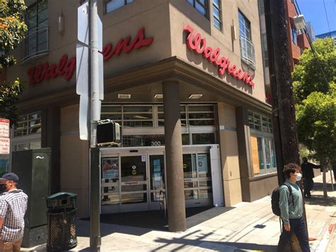The San Francisco Chronicle reported that one Walgreens location lost on average about 1,000 a day in merchandise because of shoplifting. . Walgreens san francisco closing shoplifting